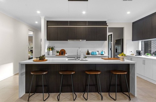 Port Hughes House | Villa Port Hughes - Luxury 4 Bedroom Home in Port Hughes
