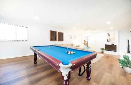 Tuncurry House | Villa Solana - Bunk beds will not be made Linen packs will be provided for self making