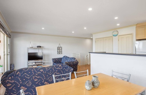 Ledge Point Apartment | Villa with ocean views and resort amenities