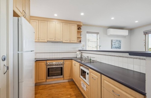 Ledge Point Apartment | Villa with ocean views and resort amenities