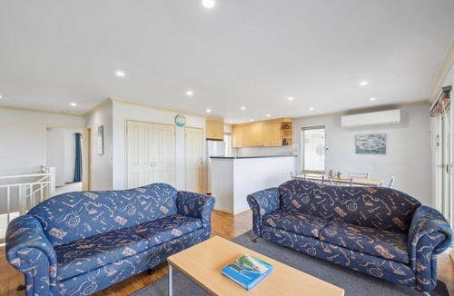 Ledge Point Apartment | Villa with ocean views and resort amenities