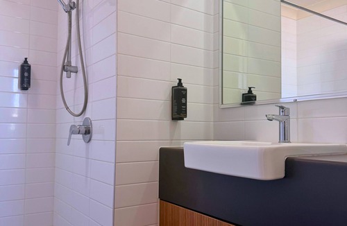 Moranbah Hotel | Village National the Isaac