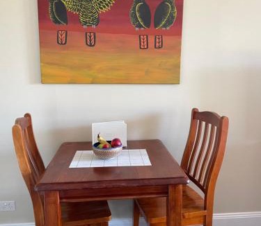 Hobart Central Business District Apartment | Violet Cottage in the City