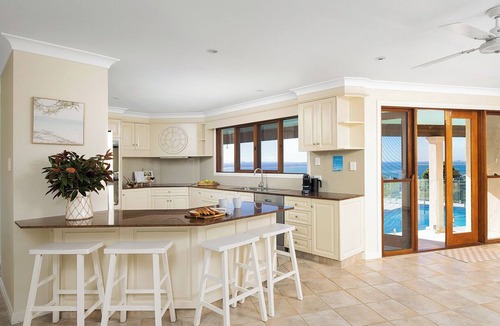 Nelson Bay House | Vista Del Mar - Large Home with Panoramic Water Views