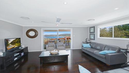 Copacabana House | Vista Seascape - Decks, Pool, and Views!