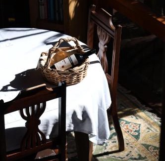 Olinda Villa | Vivian's Cottage with Cozy Fireplace! Pets Freindly!