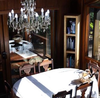 Olinda Villa | Vivian's Cottage with Cozy Fireplace! Pets Freindly!