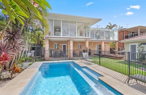 Forster House | Vivid Retreat