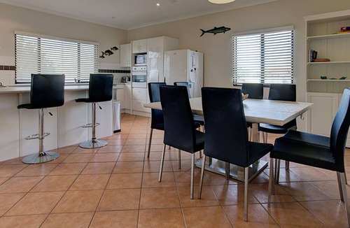 Exmouth House | Wahoo - Well laid out family home situated in a quiet cul-de-sac.