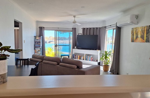 Port Adelaide Apartment | Wake to Dolphins & Pelicans | Waterfront Apartment in the Heart of Port Adelaide