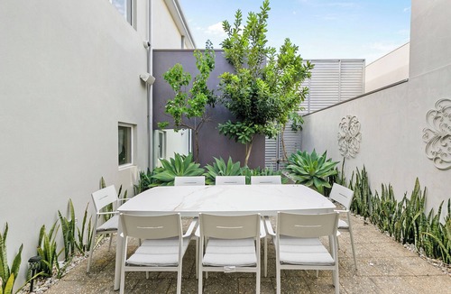 North Coogee House | Walk to Beach Coastal Home in Coogee - A Sepal Stay