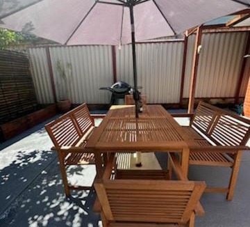 Flemington House | Walk to Flemington Racecourse - Free Parking & Wi-fi