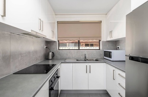 Shoal Bay House | Walking Distance to Shoal Bay Beach