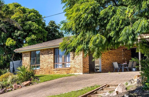 Shoal Bay House | Walking Distance to Shoal Bay Beach
