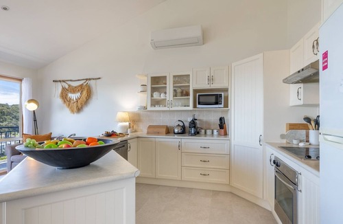 Salamander Bay House | Wanda Up, 80 Randall Dr - spectacular views, aircon and Wi-Fi