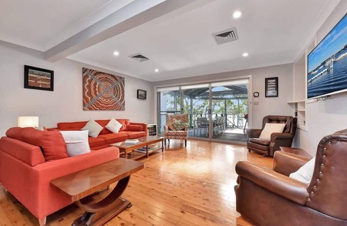 Wangi Wangi House | Wangi Dreaming Lake Views Sauna