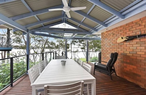 Wangi Wangi House | Wangi Dreaming Lake Views Sauna