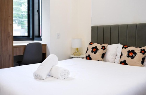 Marrickville Apartment | Warm Marrickville Studio 5 Min Walk to Train