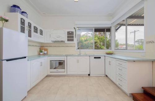 Warners Bay House | Warners Bay Escape Family Pool Stay near Foreshore