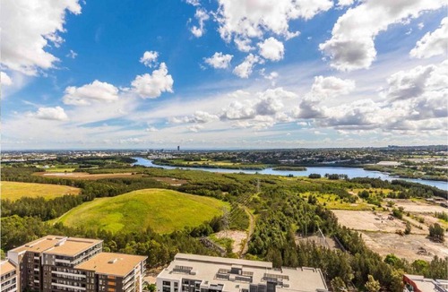 Wentworth Point Apartment | Water View Apartment