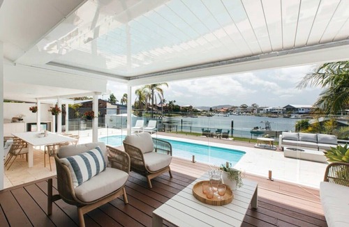 St Huberts Island House | Waterfront Retreat. Pool. Sleeps 6