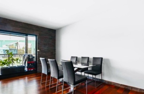 Patterson Lakes Apartment | Waterfront Marina Escape