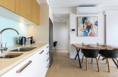 Darwin City Centre Apartment | Waterfront Opal Suite: 1 Bed Apt, Water Views