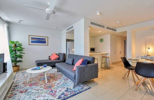 Darwin City Centre Apartment | Waterfront Pearl Suite: 2 Bed Luxury Apt by Tropical BNB