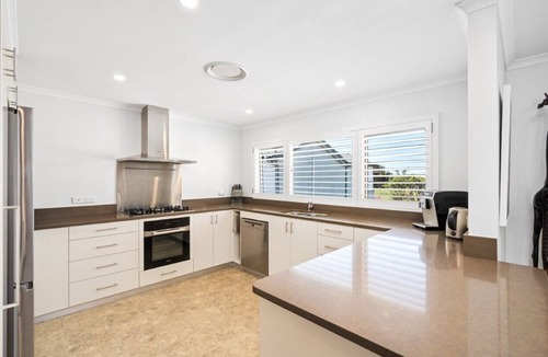 Chittaway Point House | WaterFront With Panoramic Views: Sunrise and Sunset