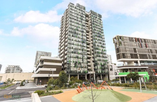 Waterloo Apartment | Waterloo Gorgeous 3 bed split-level apartment (覆式三房貴族公寓+車位近市中心)