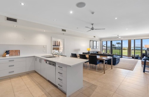 Yamba House | Watermark 5 - Lifestyle Yamba
