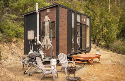 Wattle Grove House | Wattle Grove Hideaway by Tiny Away