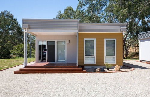 Homewood Cabin | Wattleseed Cabin at Homewood Lodge
