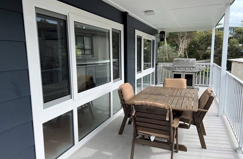 Cape Woolamai House | Waverly House by Ready Set Stay- Beachside position & Pet friendly