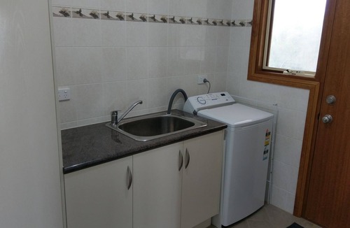 Wedge Island House | Wedge Island House-SA - Accessible by Charter plane or boat ONLY