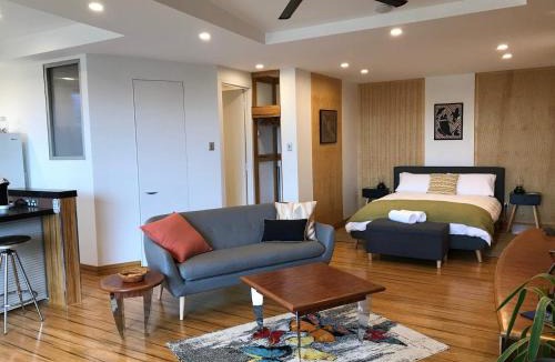 Seddon House | Wedgetaildown