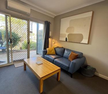 Pelican Point Apartment | Weerona