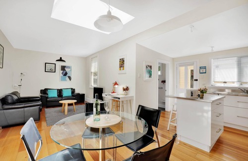 Invermay Cottage | Welcome Cottage - Wi-Fi and On Street Parking