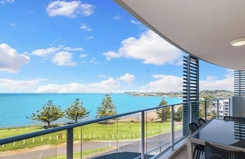 Yeppoon Apartment | Welcome to OCEAN'S Best View!