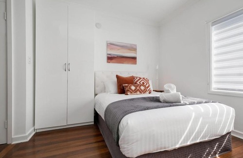 Glendalough Apartment | Welcome to studio B, The heart of Glendalough