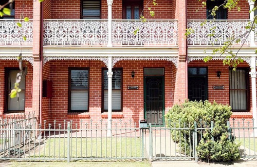 Wagga Wagga Apartment | Welcome to Travers Terrace – Your Central Wagga Retreat!