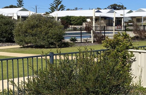 Jurien Bay Villa | Welcome to Unit 24 Seafront Estate, within a stunning complex located right in the heart of Jurien B