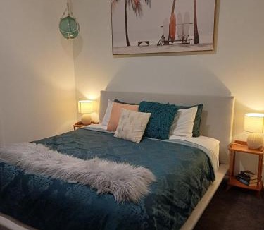 Bonny Hills Apartment | Weona