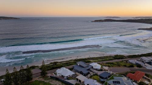 West Beach House | West Beach Holiday Home