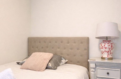 Scarborough House | West Coast Drive Haven