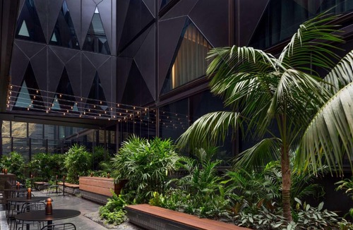 Sydney Central Business District Hotel | West Hotel Sydney, Curio Collection by Hilton
