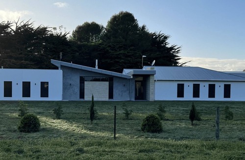 Lacepede House | White Hut On Golflinks