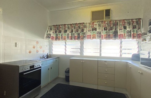 Picnic Bay House | Whitehaven 2