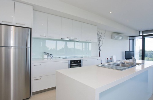 Torquay Apartment | Whitewater Apartment 101