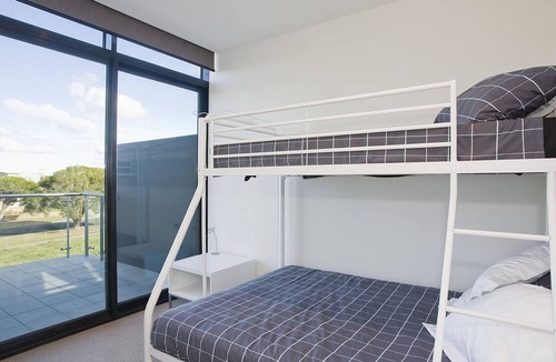 Torquay Apartment | Whitewater Apartment 101